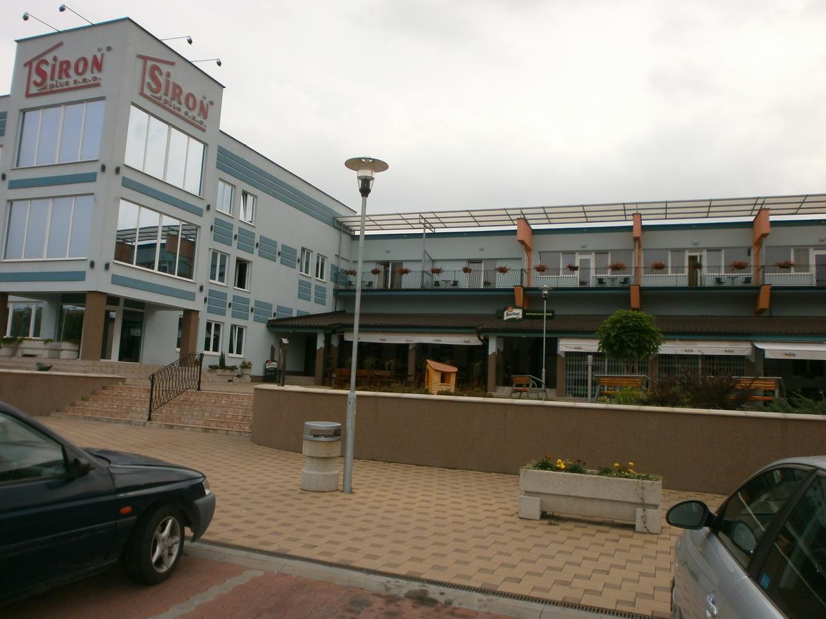 Penzion Siron Detva Exterior foto